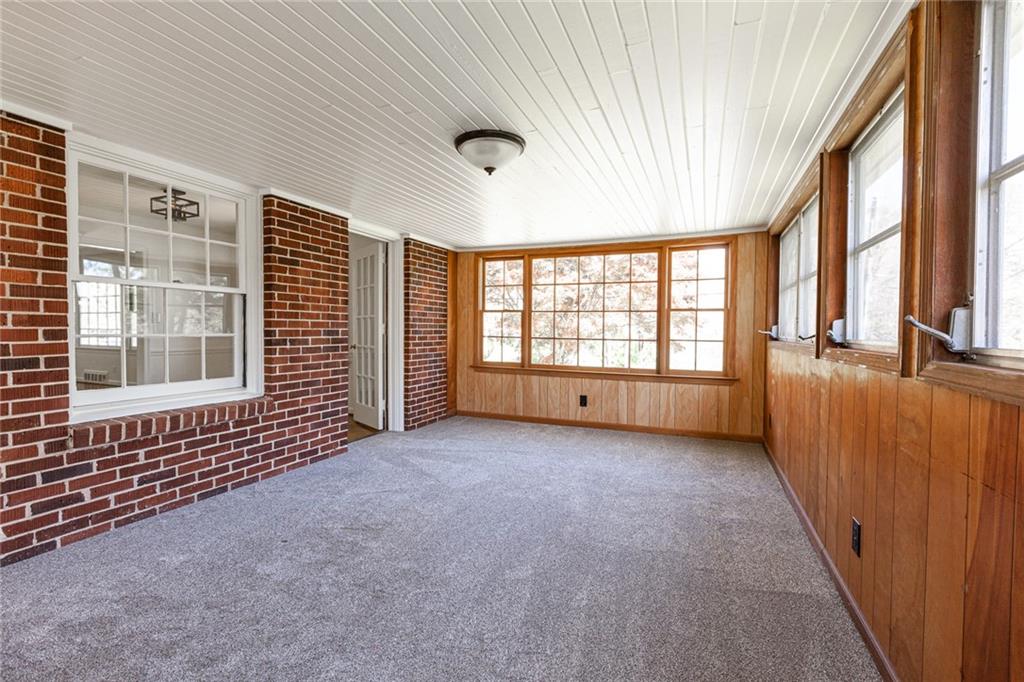 2115 Pinellas Trail Decatur, GA 30033 - Photo 12 of 29 a view of an empty room with a window