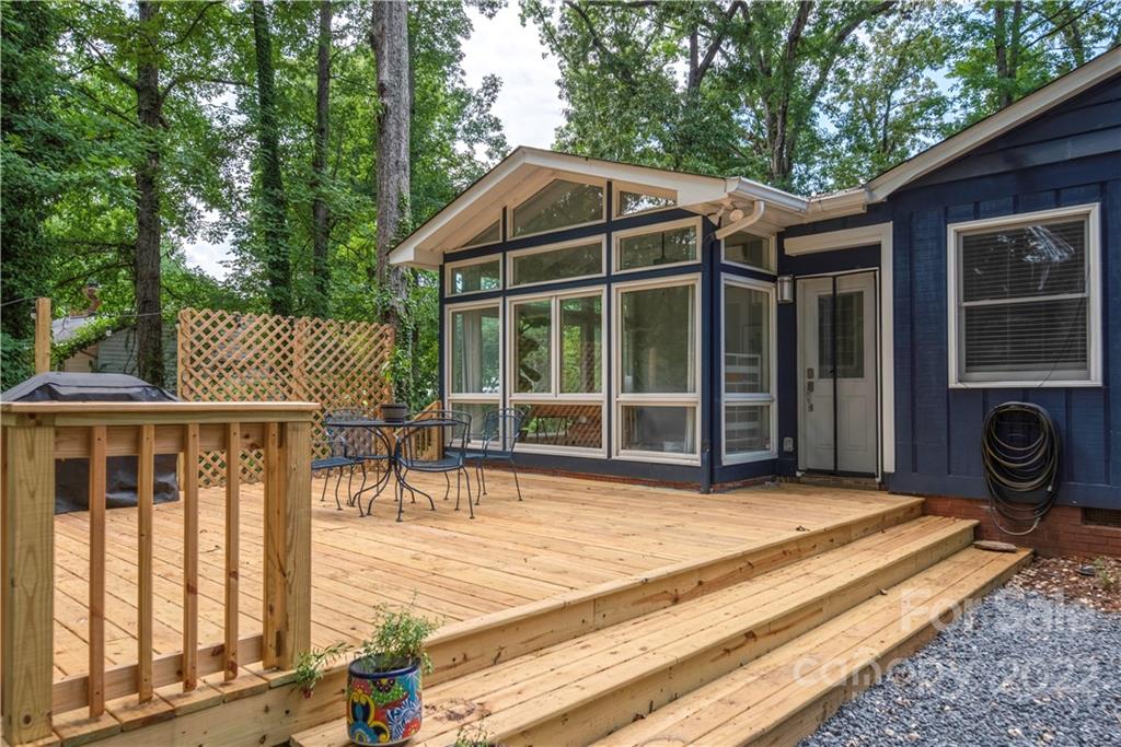700 Silverleaf Road Charlotte, NC 28217 - Photo 27 of 30 Gallery Image 27