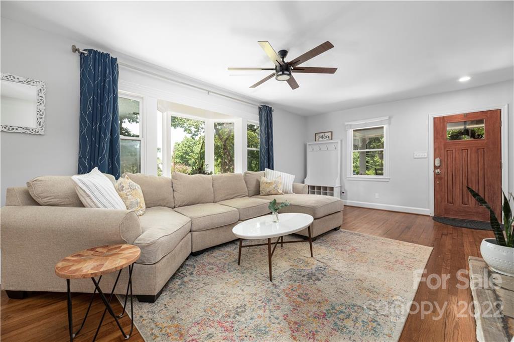 700 Silverleaf Road Charlotte, NC 28217 - Photo 8 of 30 Gallery Image 8