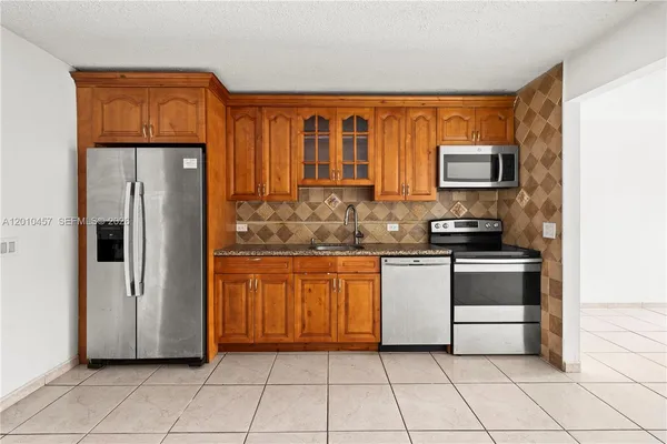 $2,900 | 1800 Southwest 97th Avenue, Unit A, Miramar, FL 33025