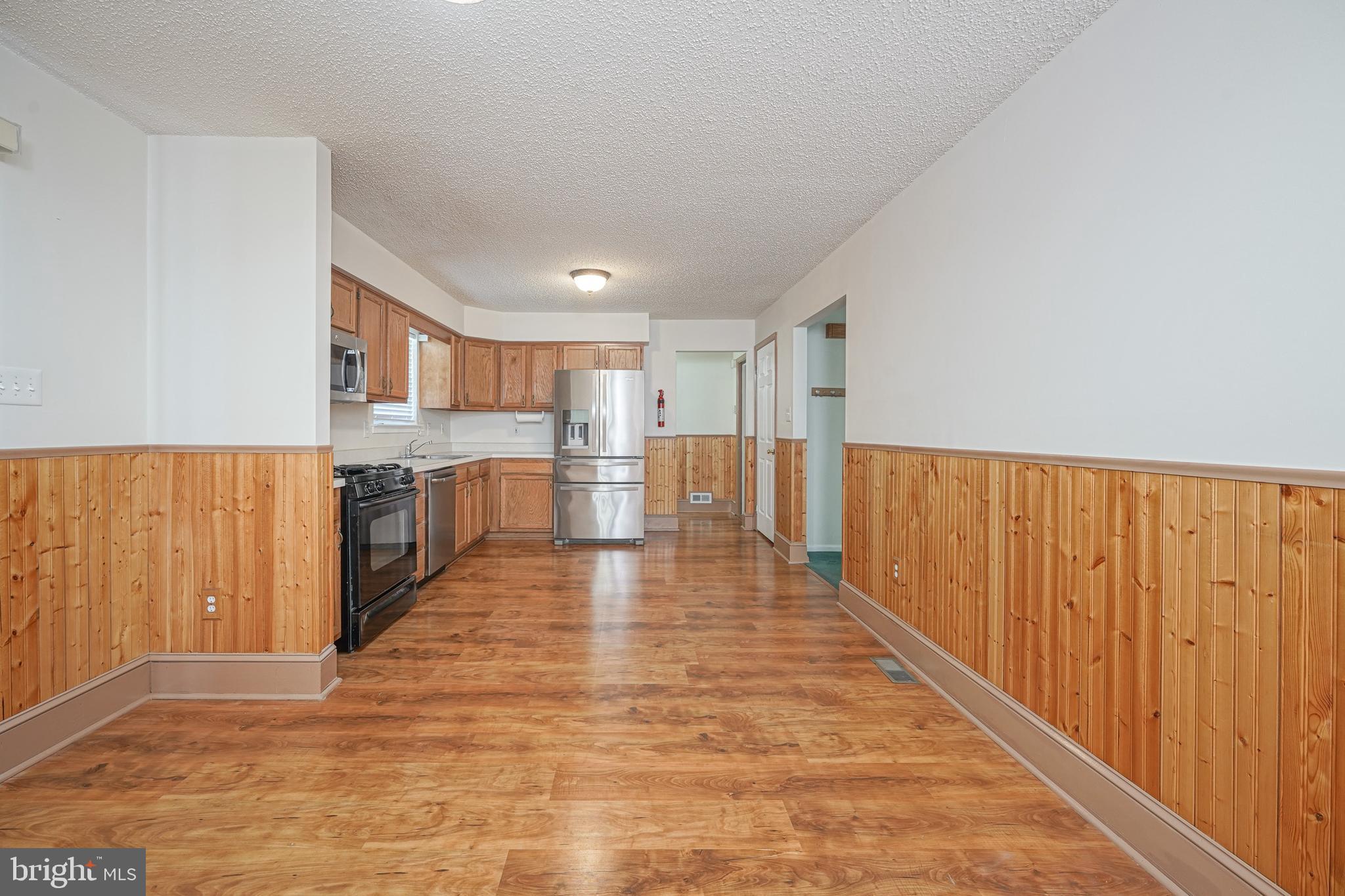 214 Chestnut Avenue Magnolia, NJ 08049 - Photo 8 of 28