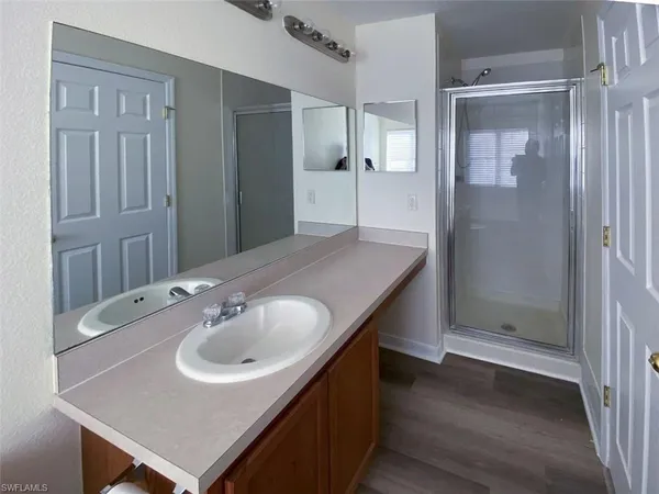 $1,800 | 10823 Great Carlisle Court, Riverview, FL 33578