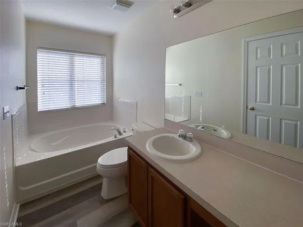 $1,800 | 10823 Great Carlisle Court, Riverview, FL 33578