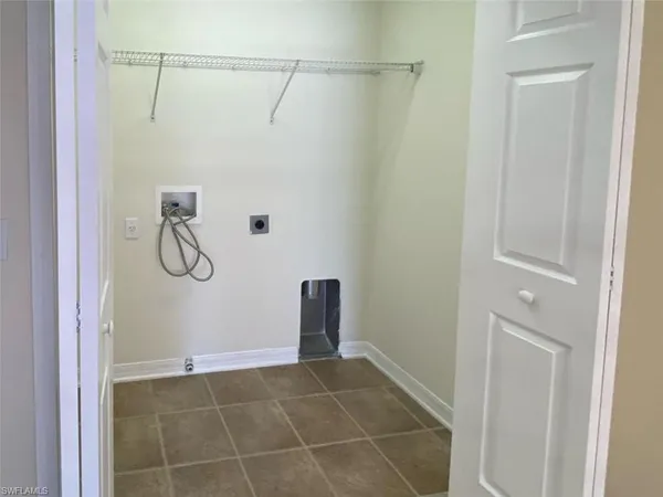 $1,800 | 10823 Great Carlisle Court, Riverview, FL 33578