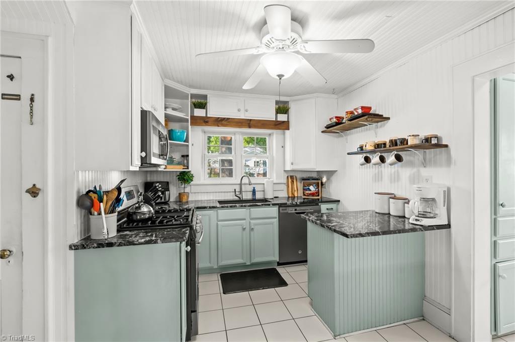 710 Delmont Street High Point, NC 27262 - Photo 15 of 50 Love all the charming features!