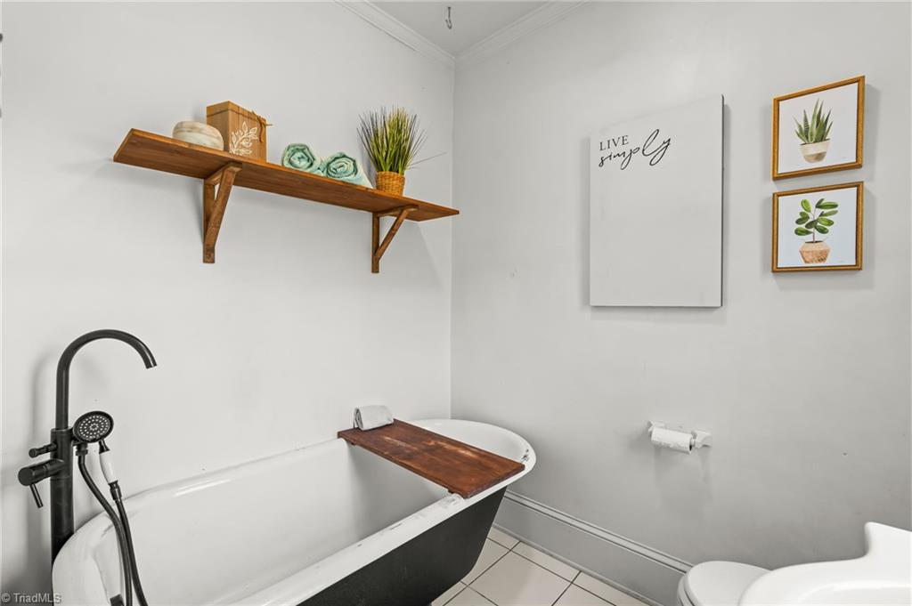 710 Delmont Street High Point, NC 27262 - Photo 20 of 50