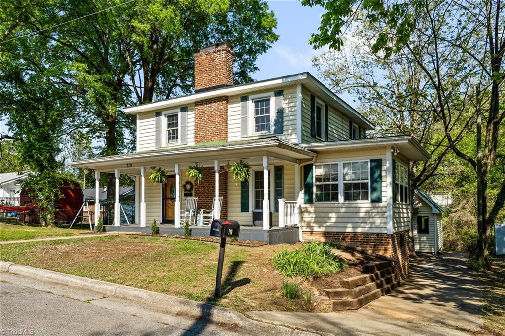 710 Delmont Street High Point, NC 27262 - Photo 2 of 50 CHARMING!