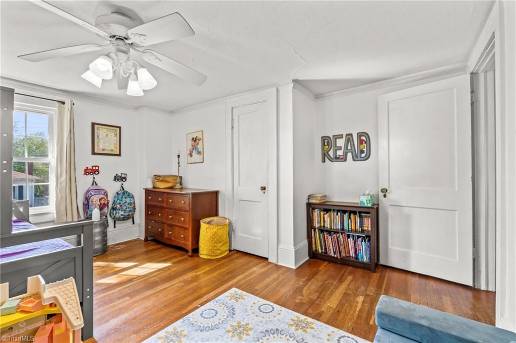 710 Delmont Street High Point, NC 27262 - Photo 27 of 50 Large bedroom upstairs