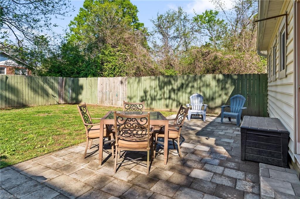 710 Delmont Street High Point, NC 27262 - Photo 44 of 50 Patio space in back