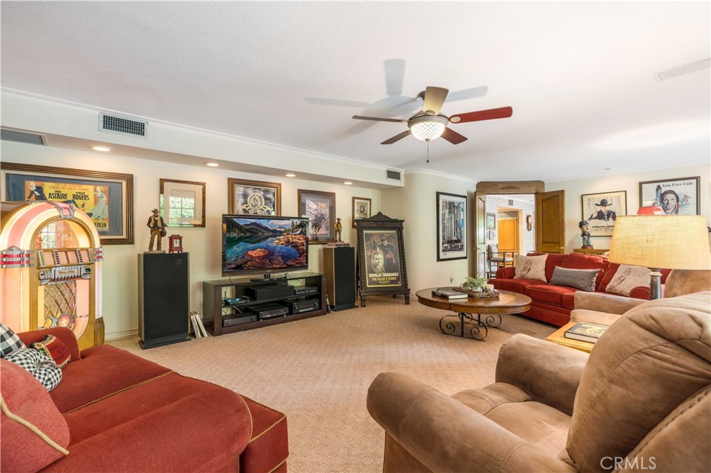 1714 Riverside Drive Glendale, CA 91201 - Photo 16 of 40