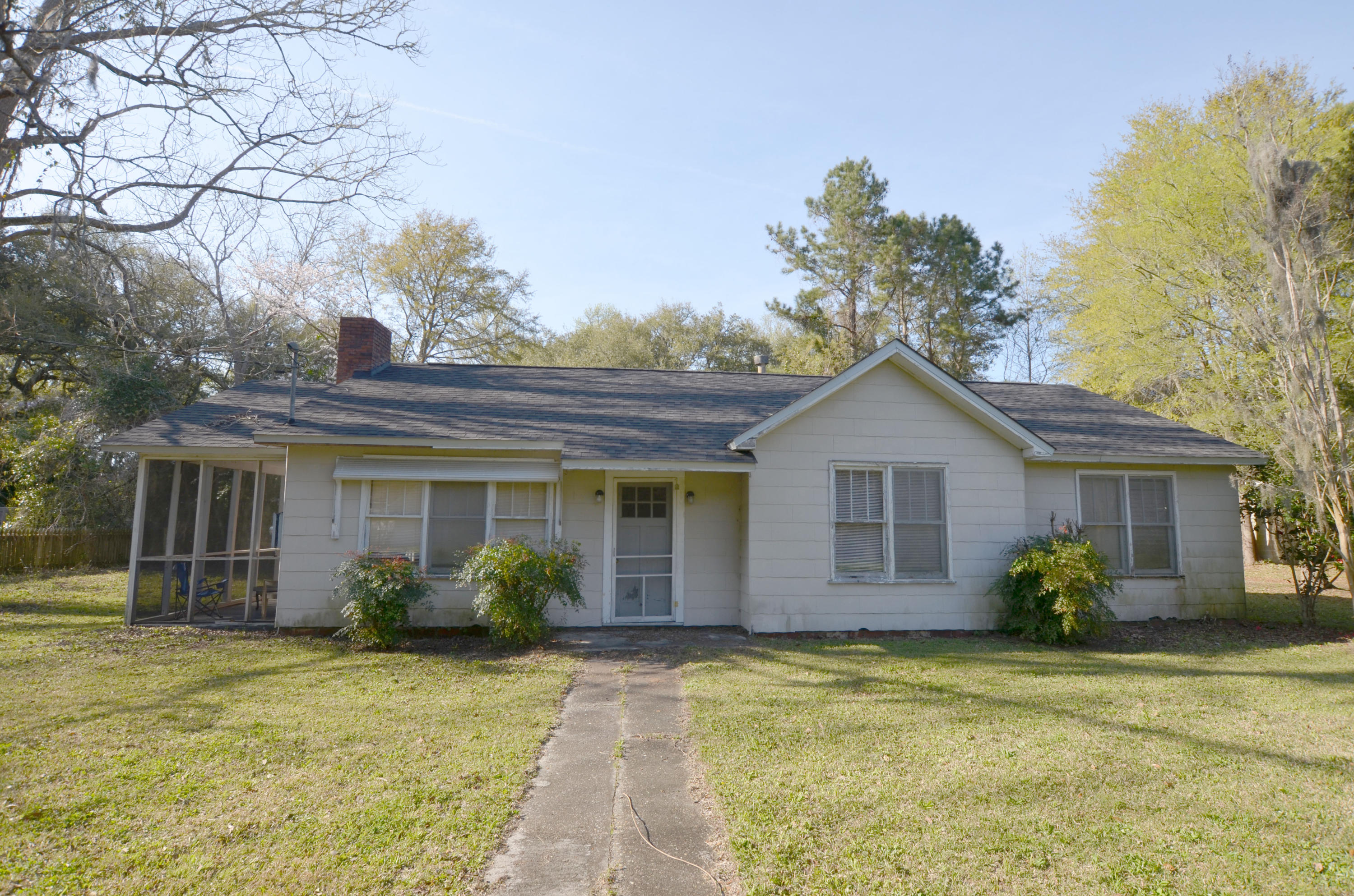 316 Dupre Road McClellanville, SC 29458 - Photo 1 of 15 1.JPG