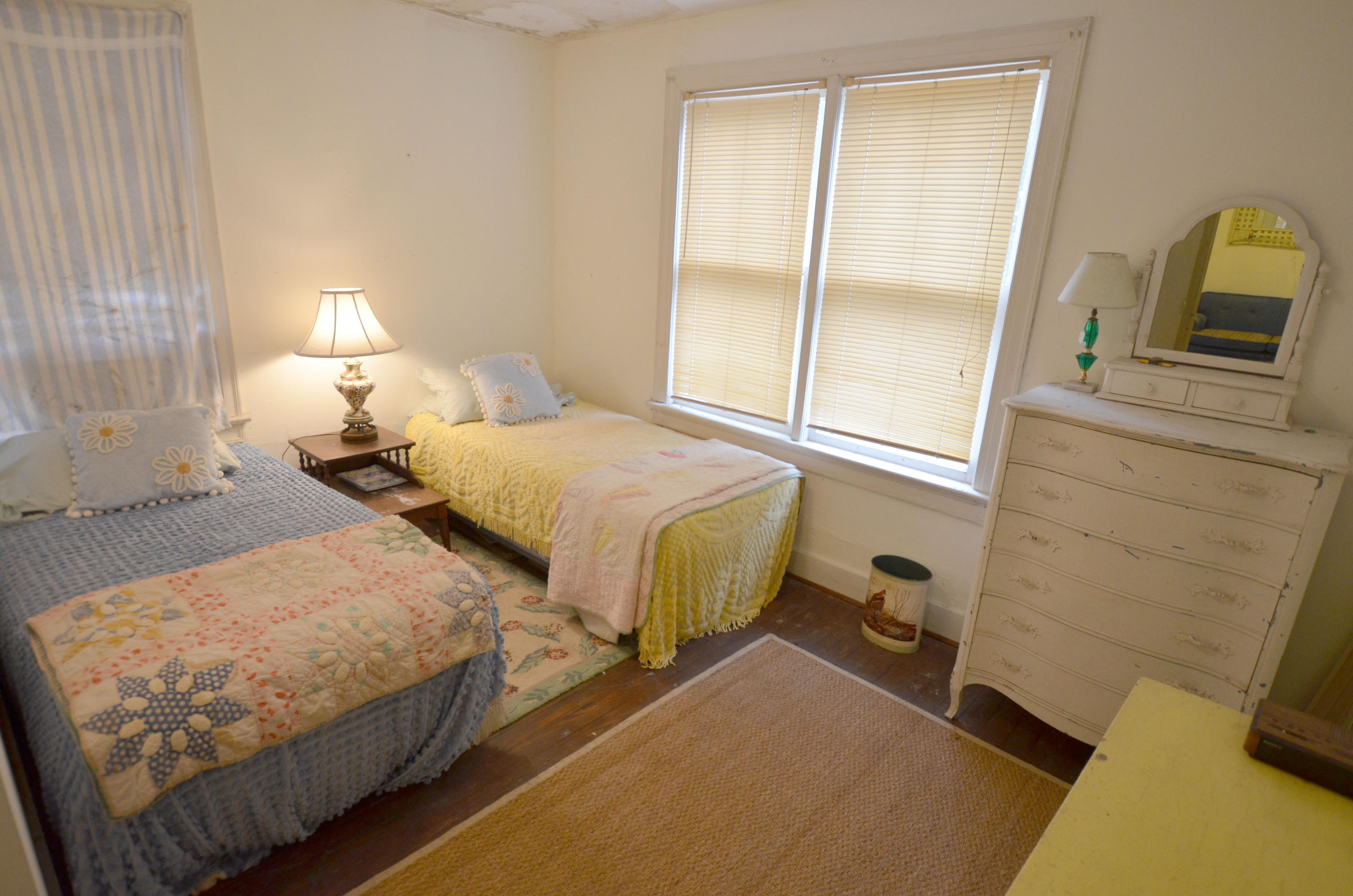 316 Dupre Road McClellanville, SC 29458 - Photo 12 of 15 DSC_00211.JPG