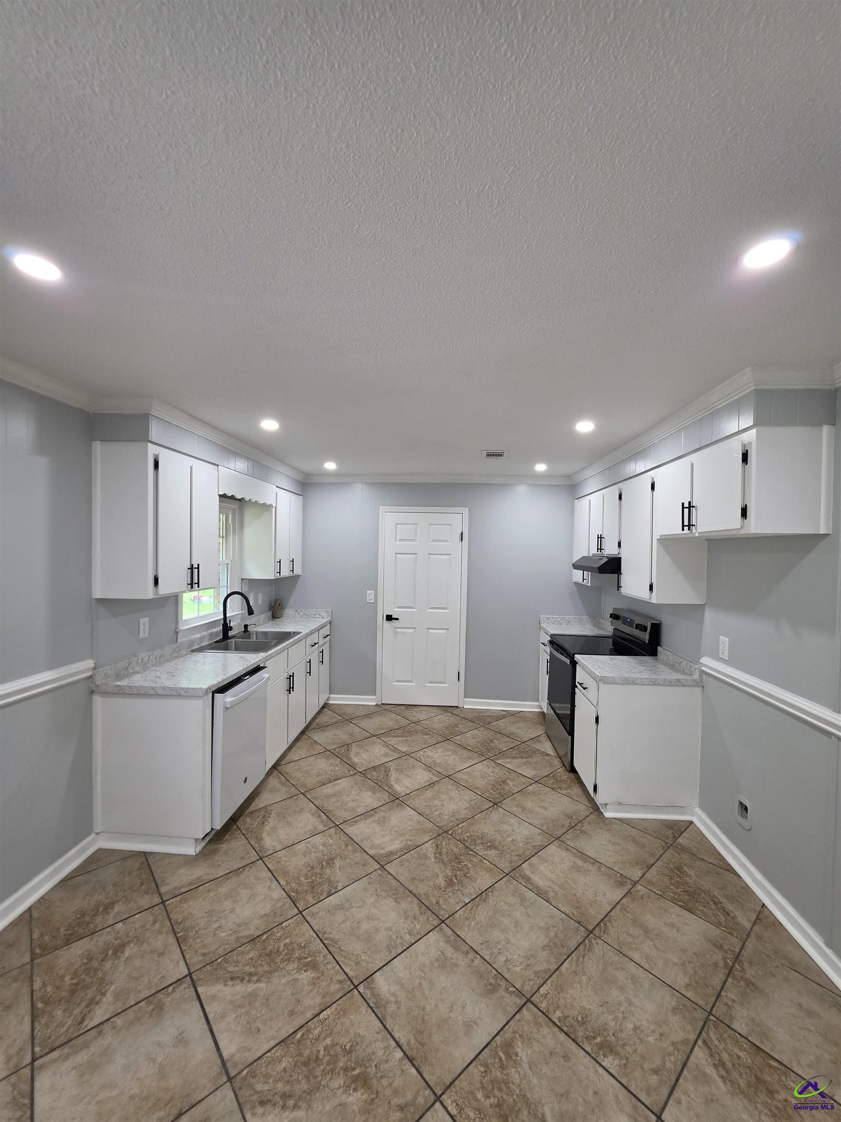 117 Victor Road Warner Robins, GA 31088 - Photo 12 of 32