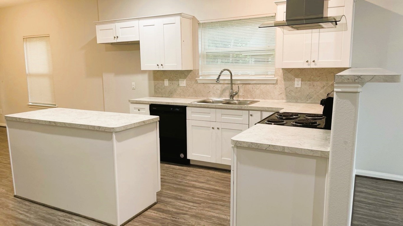 4209 Mallow Street, Unit B Houston, TX 77051 - Photo 20 of 24