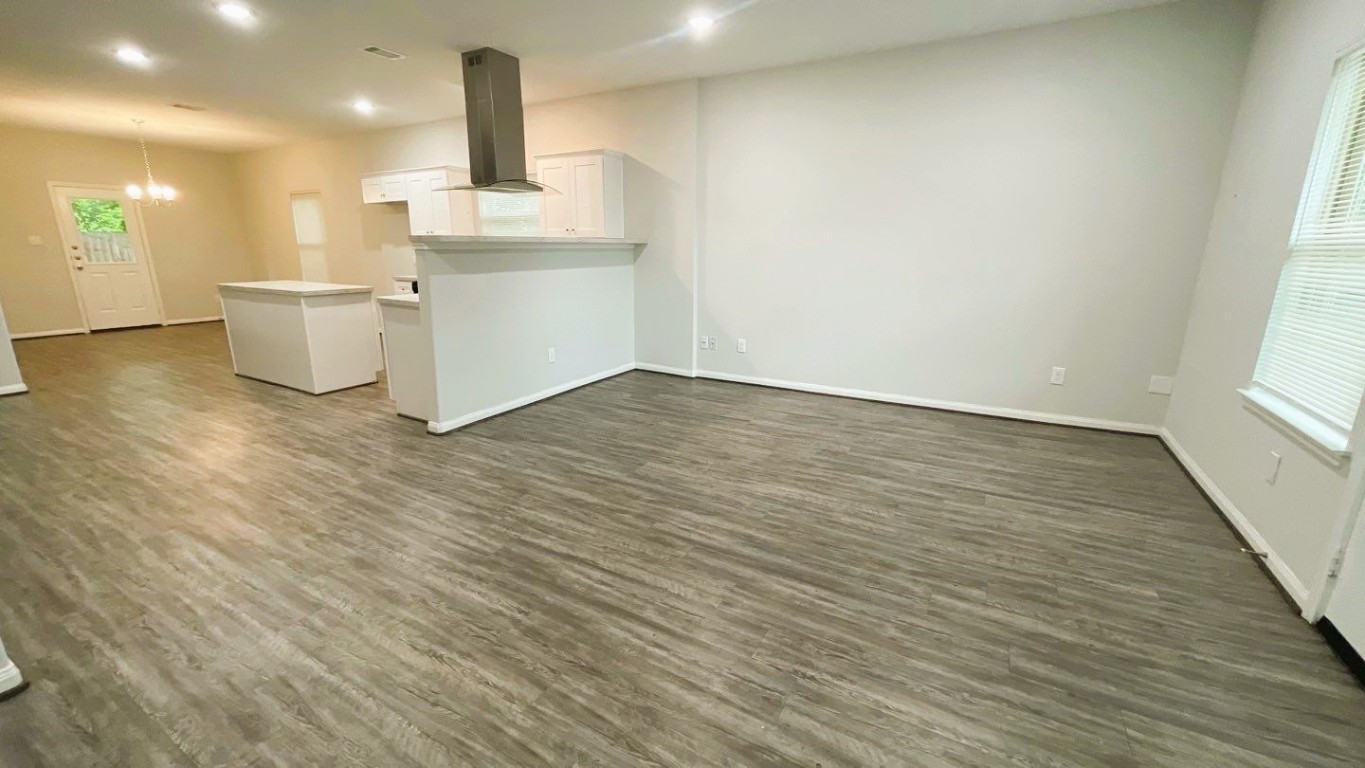 4209 Mallow Street, Unit B Houston, TX 77051 - Photo 5 of 24