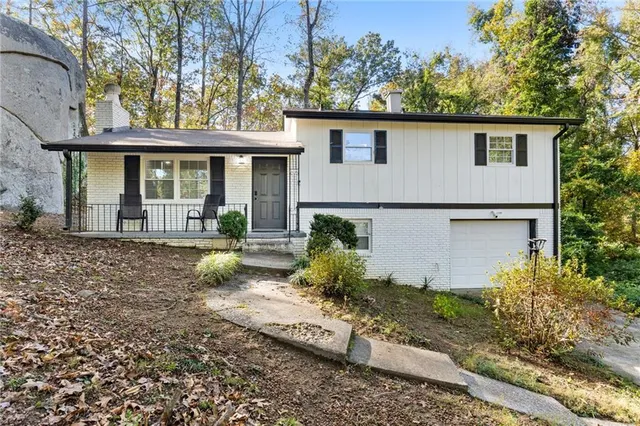 $265,000 | 1201 Boat Rock Road Southwest, Atlanta, GA 30331