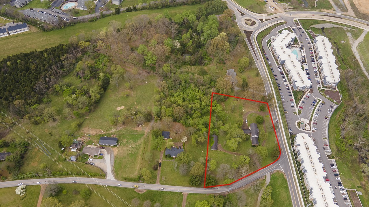 701 Preston Road Antioch, TN 37013 - Photo 2 of 17