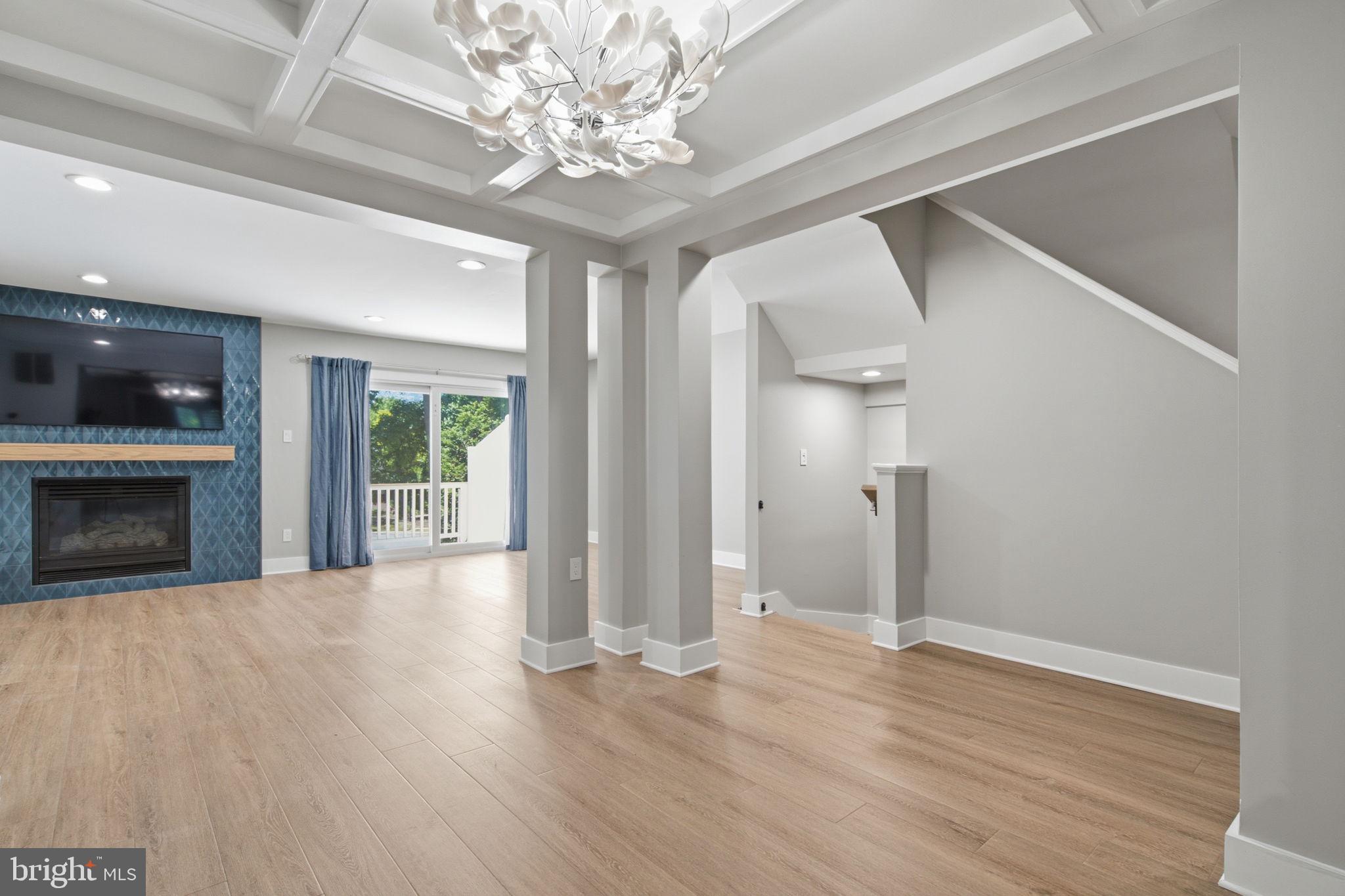 12087 Edgemere Circle Reston, VA 20190 - Photo 16 of 34