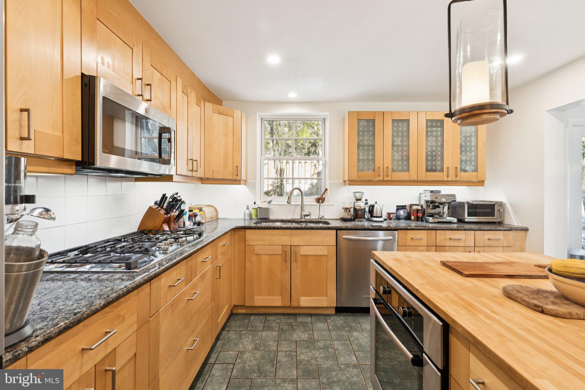 7713 Cherokee Street Philadelphia, PA 19118 - Photo 13 of 35