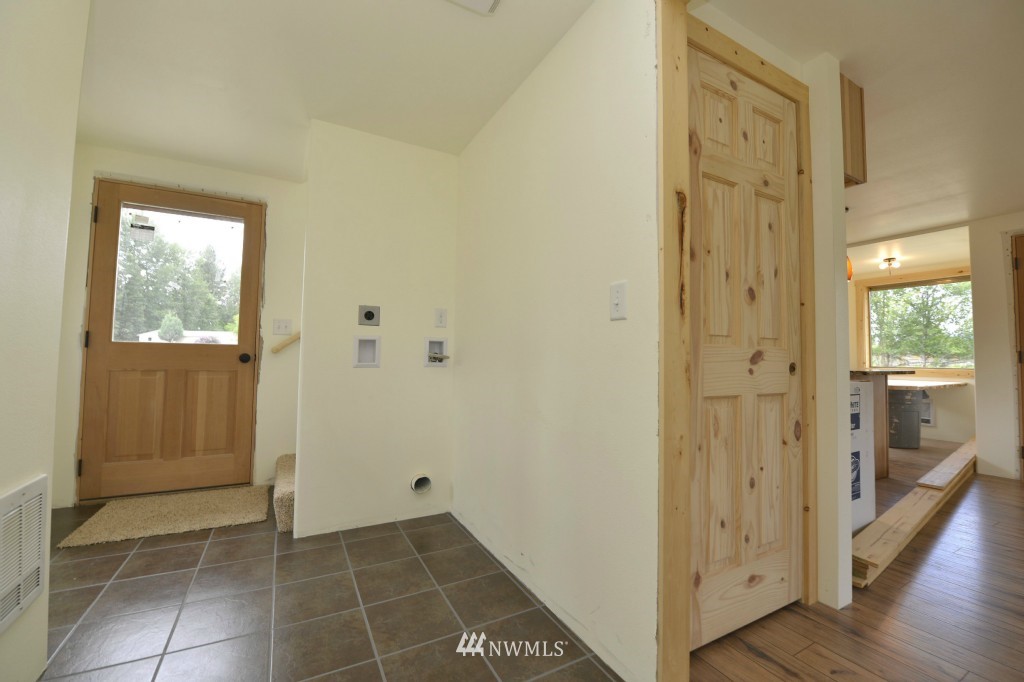 148 Greenwood Road Winthrop, WA 98862 - Photo 12 of 21 Gallery Image 12