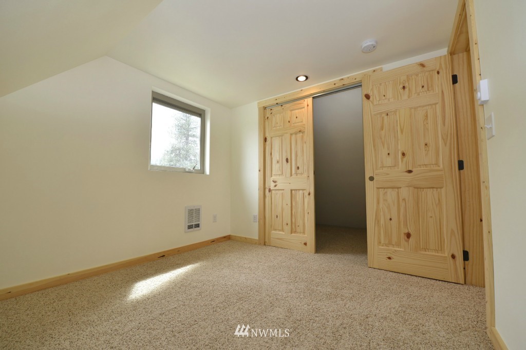 148 Greenwood Road Winthrop, WA 98862 - Photo 17 of 21 Gallery Image 17