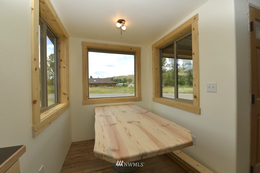 148 Greenwood Road Winthrop, WA 98862 - Photo 8 of 21 Gallery Image 8