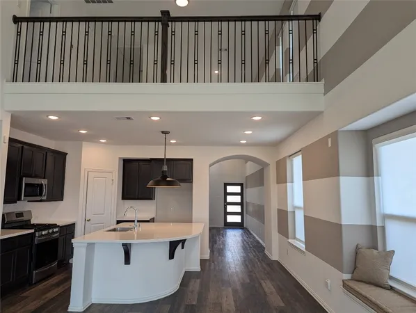 $2,600 | 10503 Dolce Lane, Rosharon, TX 77583