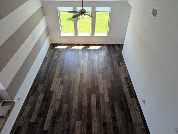 $2,600 | 10503 Dolce Lane, Rosharon, TX 77583