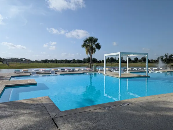 $2,800 | 10503 Dolce Lane, Rosharon, TX 77583
