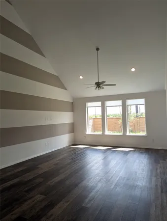$2,800 | 10503 Dolce Lane, Rosharon, TX 77583