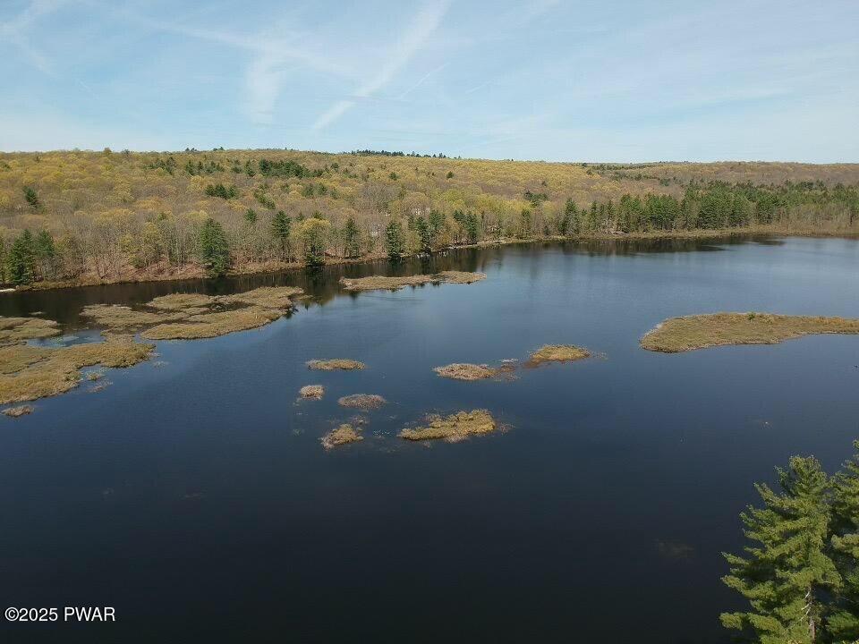 27 Ledgecrest Road Hawley, PA 18428 - Photo 11 of 13