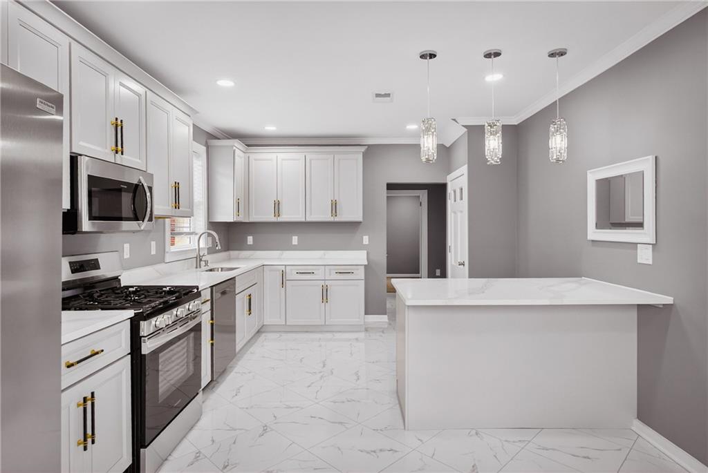 2195 Lenz Avenue Ambridge, PA 15003 - Photo 13 of 50