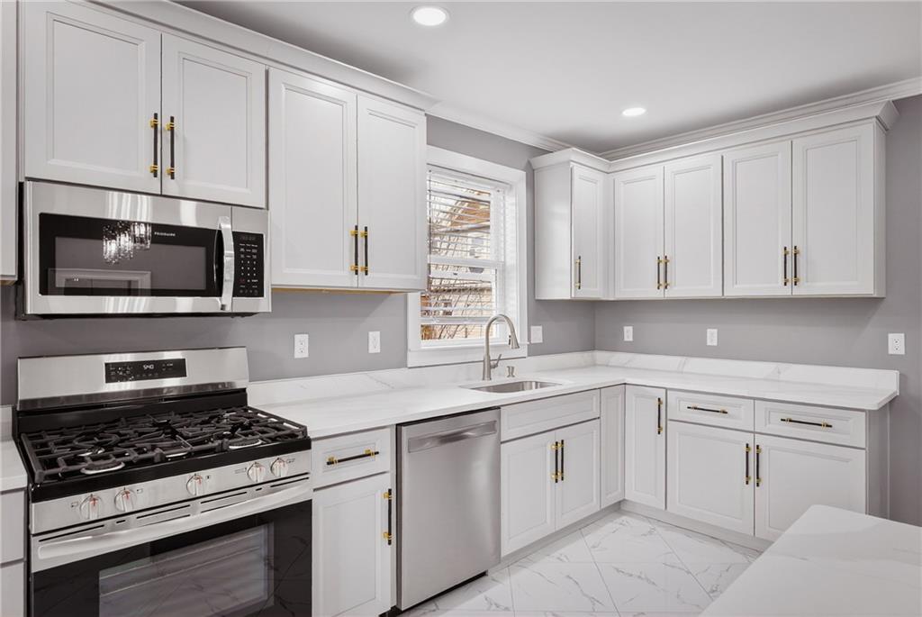 2195 Lenz Avenue Ambridge, PA 15003 - Photo 14 of 50