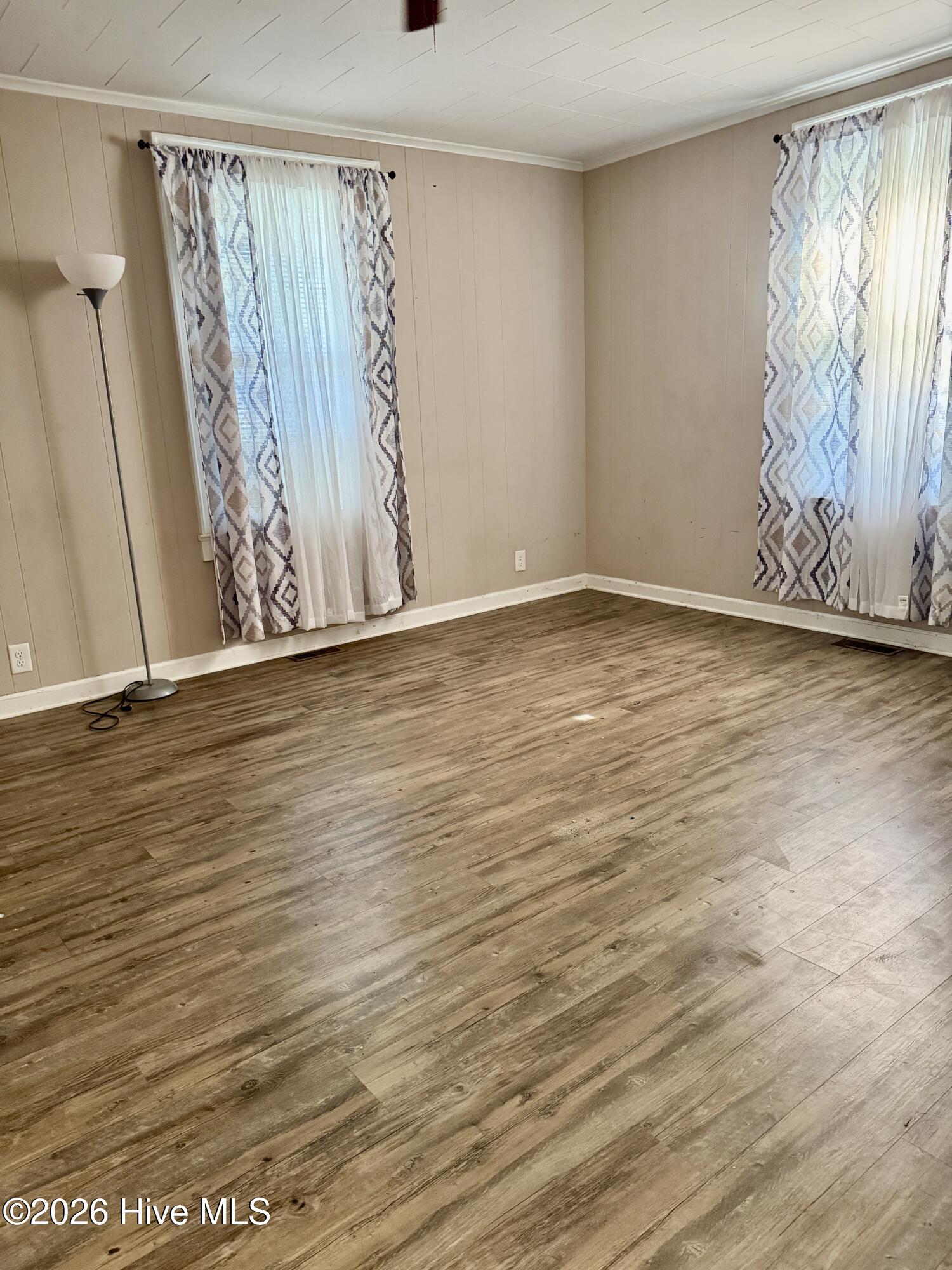 201 Aleo 1st Street Rockingham, NC 28379 - Photo 2 of 16 living room