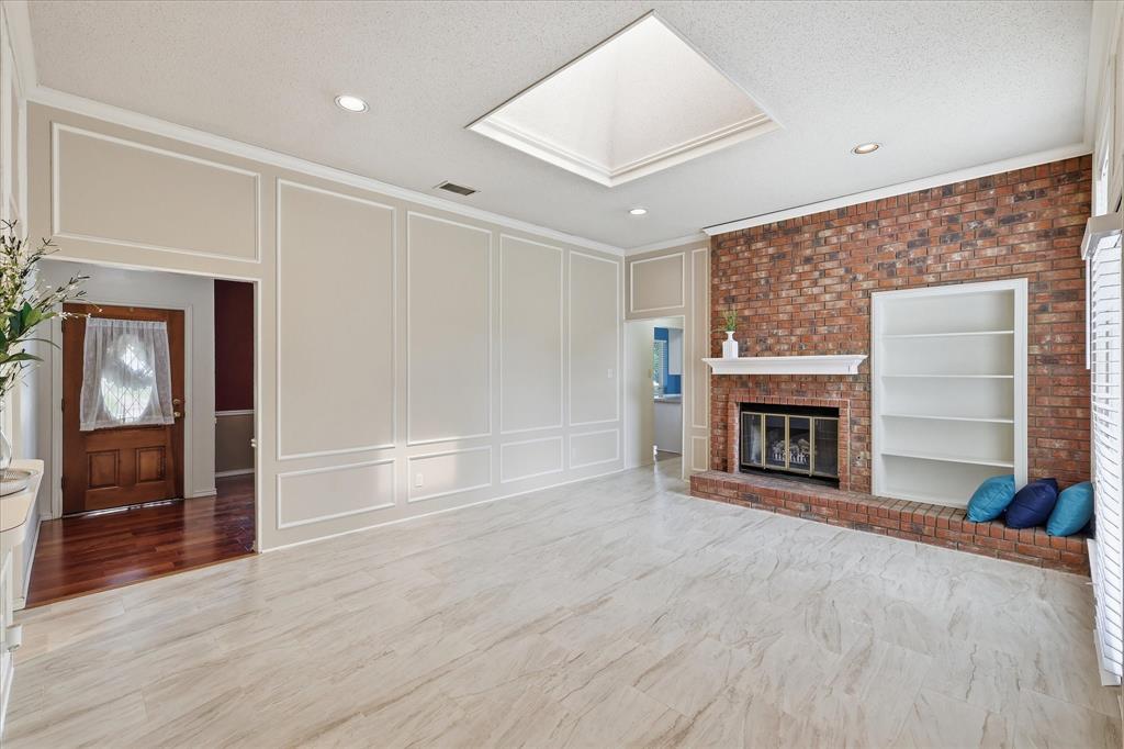 4203 Meadow Ridge Drive Carrollton, TX 75010 - Photo 8 of 32