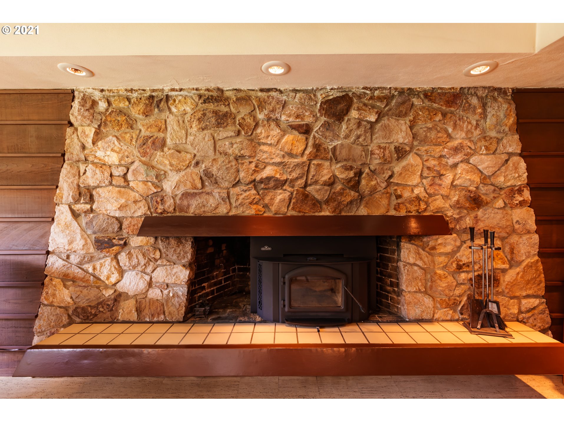 83764 Clear Lake Road Florence, OR 97439 - Photo 14 of 32 Gallery Image 14