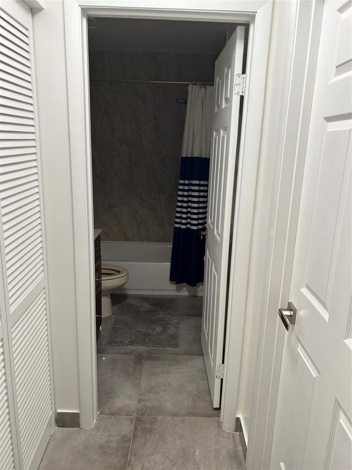 22052 Palms Way, Unit 202 Boca Raton, FL 33433 - Photo 7 of 10 Photo 7
