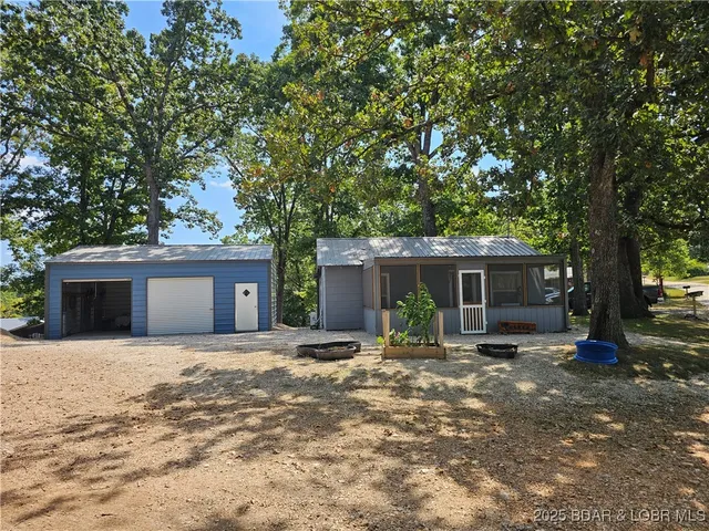 $215,000 | 186 High Street, Climax Springs, MO 65324