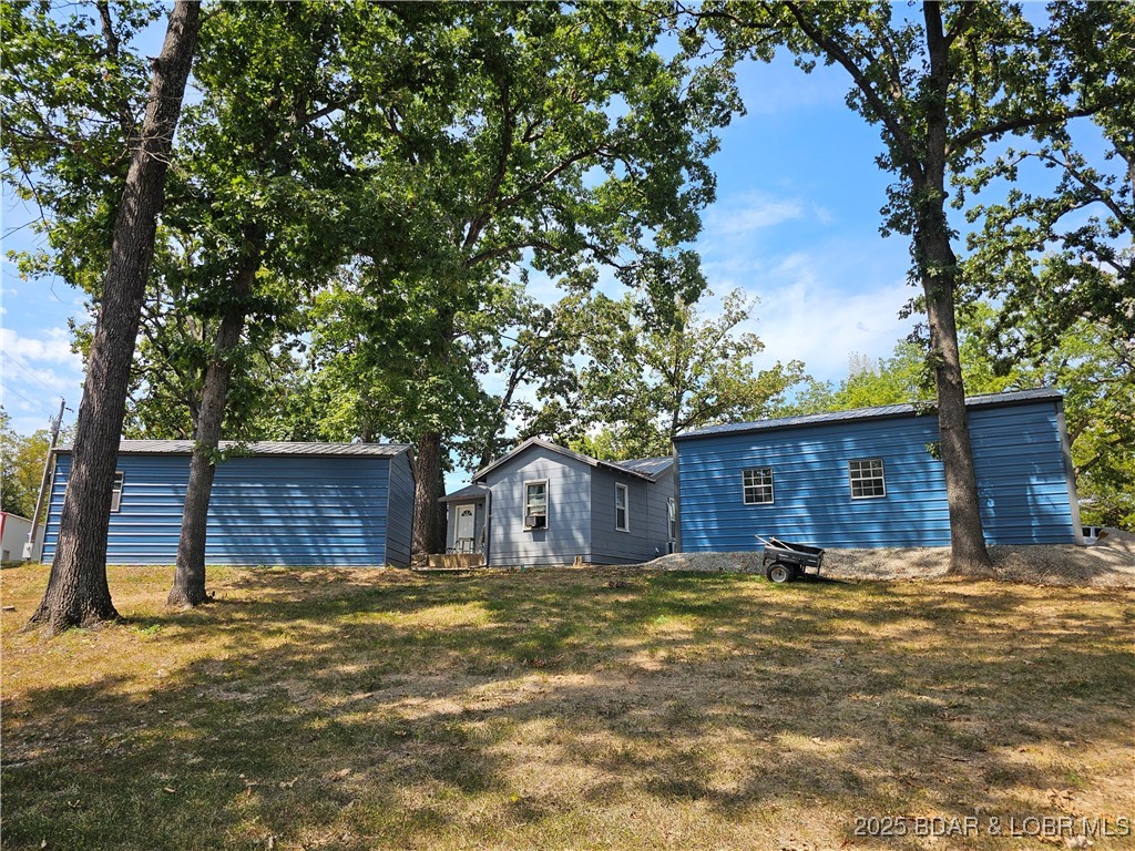186 High Street Climax Springs, MO 65324 - Photo 4 of 20 Back yard view