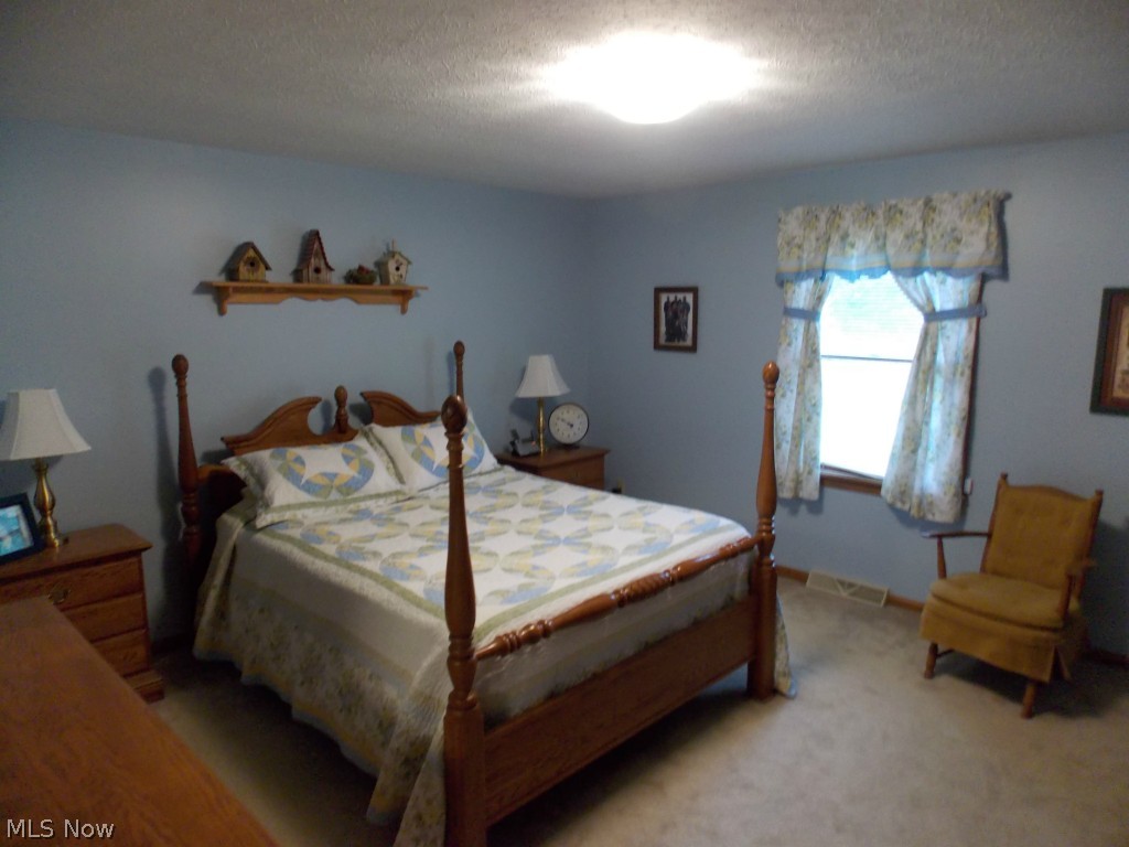 5860 Downs Road Northwest Warren, OH 44481 - Photo 11 of 22