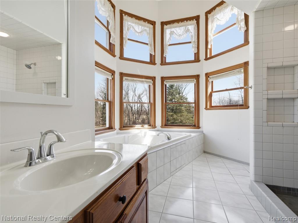 675 West Leonard Road Leonard, MI 48367 - Photo 32 of 45