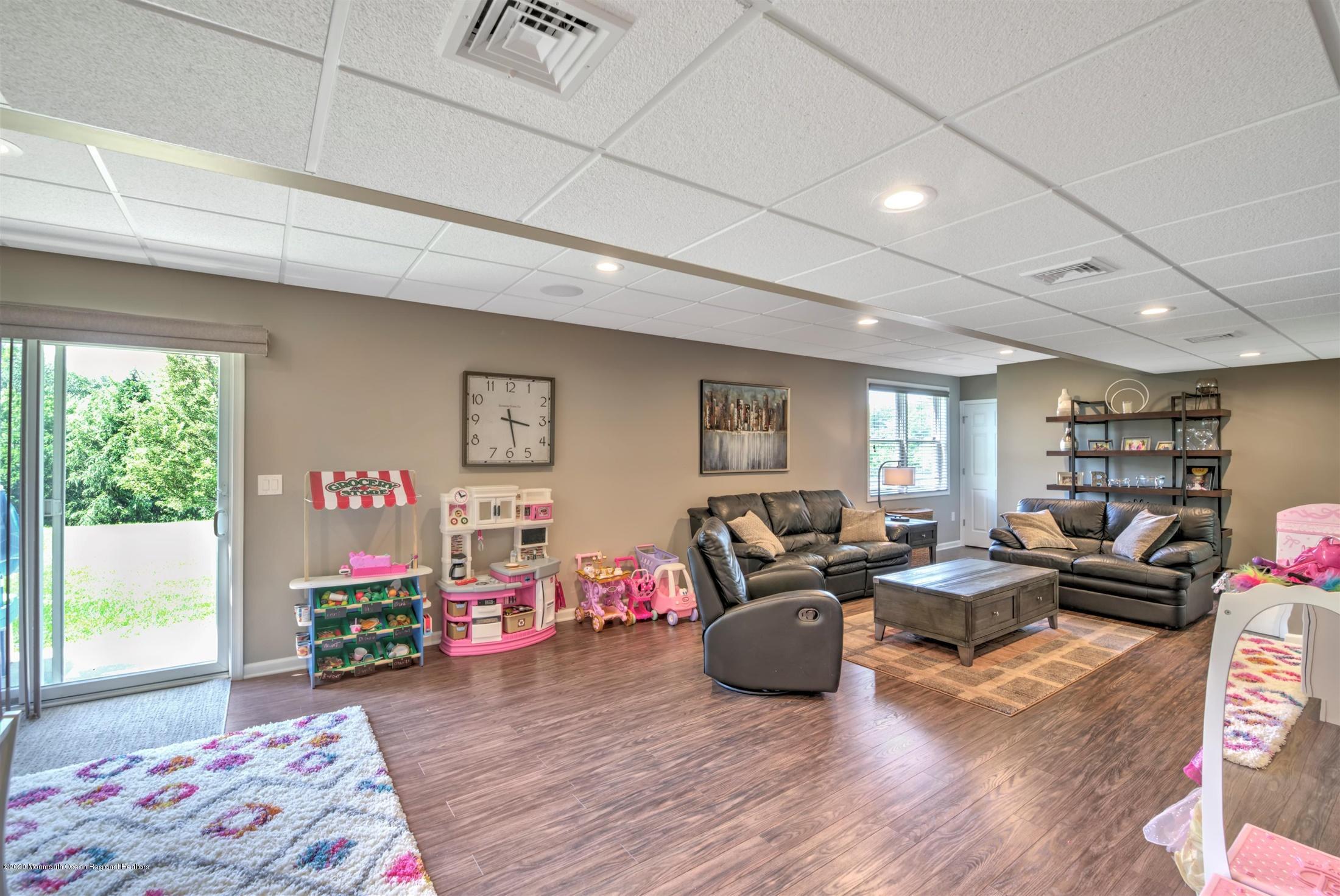 48 Bloomfield Road Manalapan, NJ 07726 - Photo 33 of 54 BASEMENT