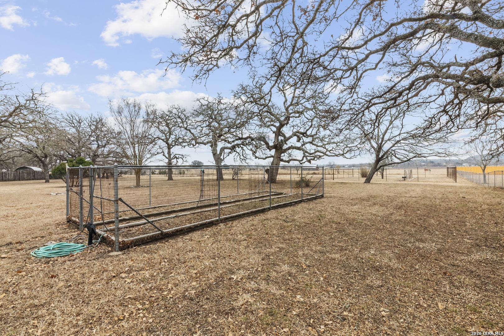 237 Emerald Loop Fredericksburg, TX 78624 - Photo 11 of 38