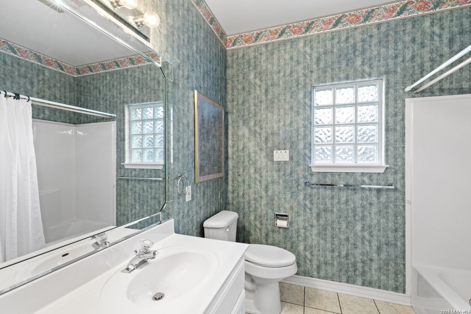 237 Emerald Loop Fredericksburg, TX 78624 - Photo 17 of 38