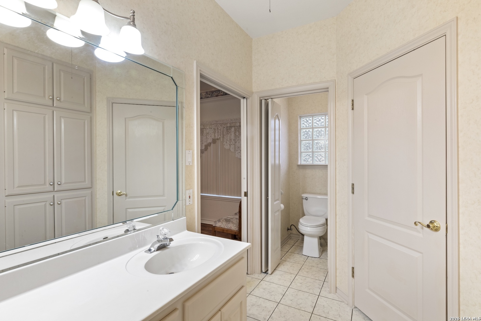 237 Emerald Loop Fredericksburg, TX 78624 - Photo 27 of 38