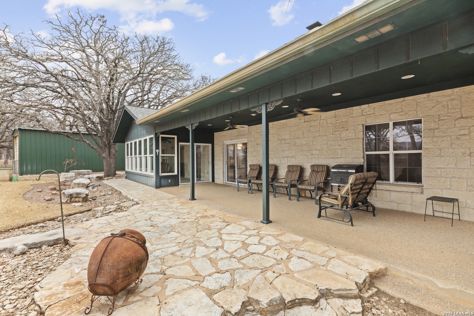 237 Emerald Loop Fredericksburg, TX 78624 - Photo 3 of 38