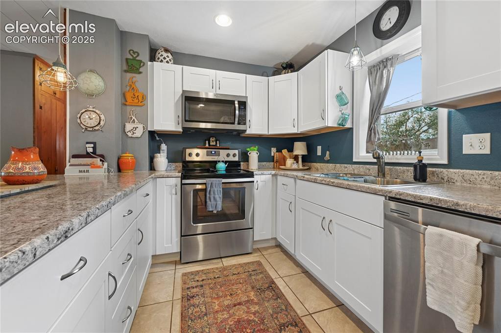 1110 Sunset Road Colorado Springs, CO 80909 - Photo 15 of 28