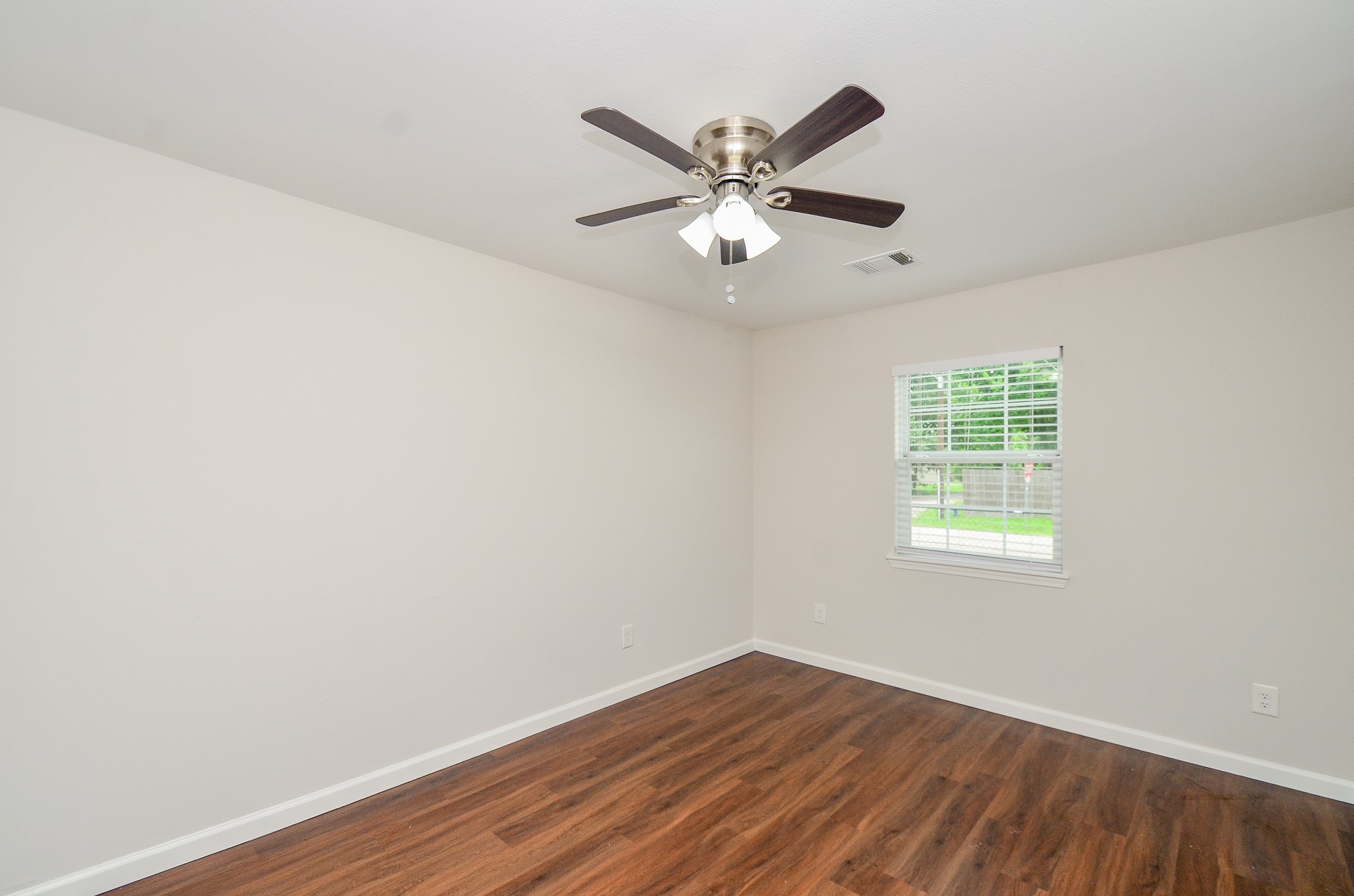 6425 Sidney Street Houston, TX 77021 - Photo 12 of 31 Gallery Image 12
