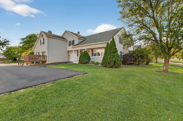 $299,900 | 994 Chandler Lane, Sun Prairie, WI 53590