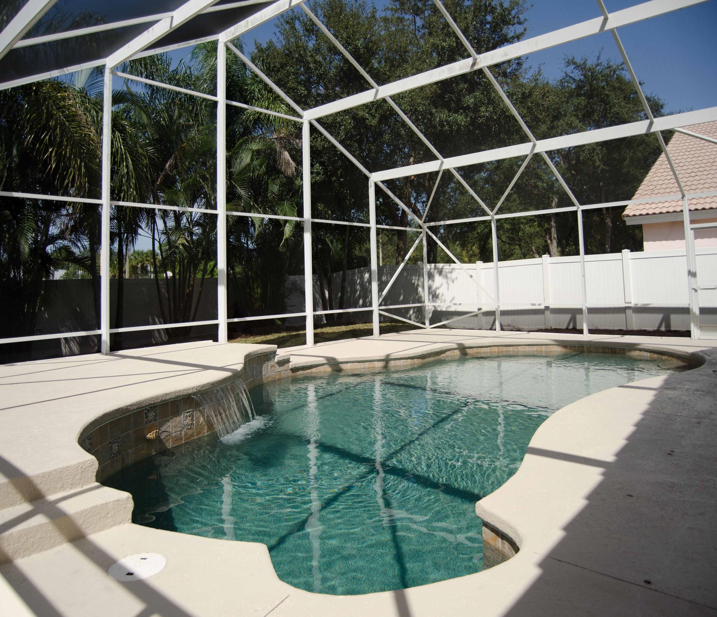 161 Spoonbill Court Jupiter, FL 33458 - Photo 2 of 15 2 Ext back